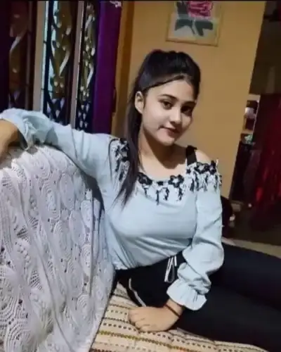 Escorts Service In Harischandrapur